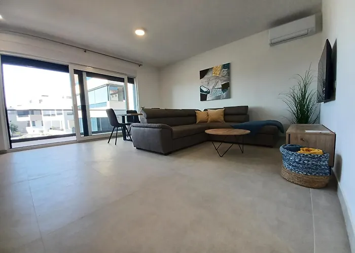 Brand New Family Apartments Zadar 2026 Ryanair Apartmán *