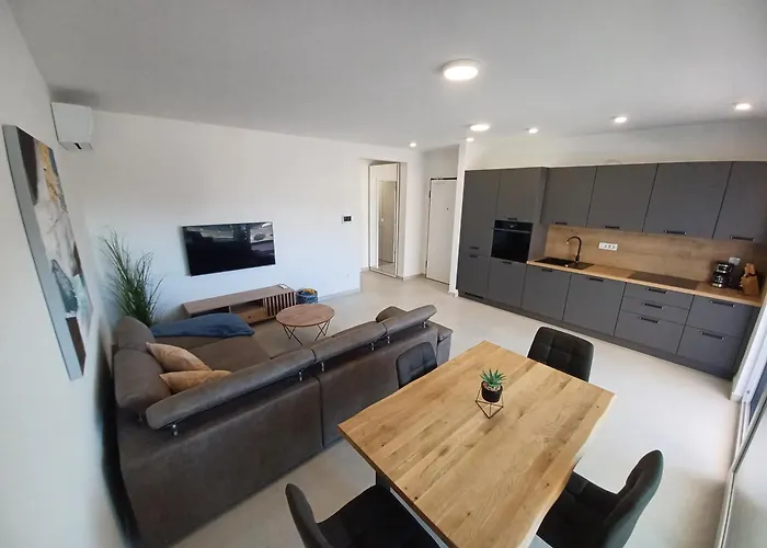 Zadar Rent 2026-Book Feelings, Not Apartments! * 扎达尔